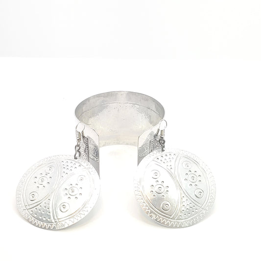 Zubaida Aluminium Cuff & Earring Set