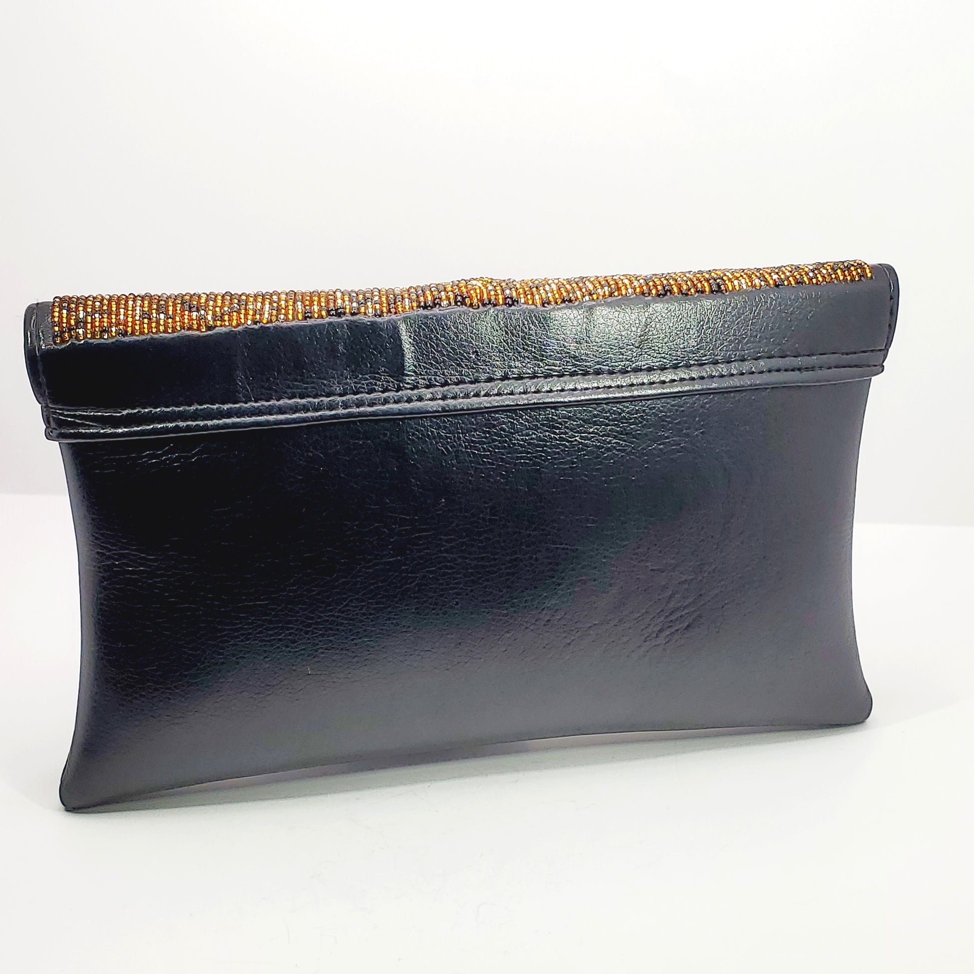 Ngozi Leather Clutch | VANAFRIQ