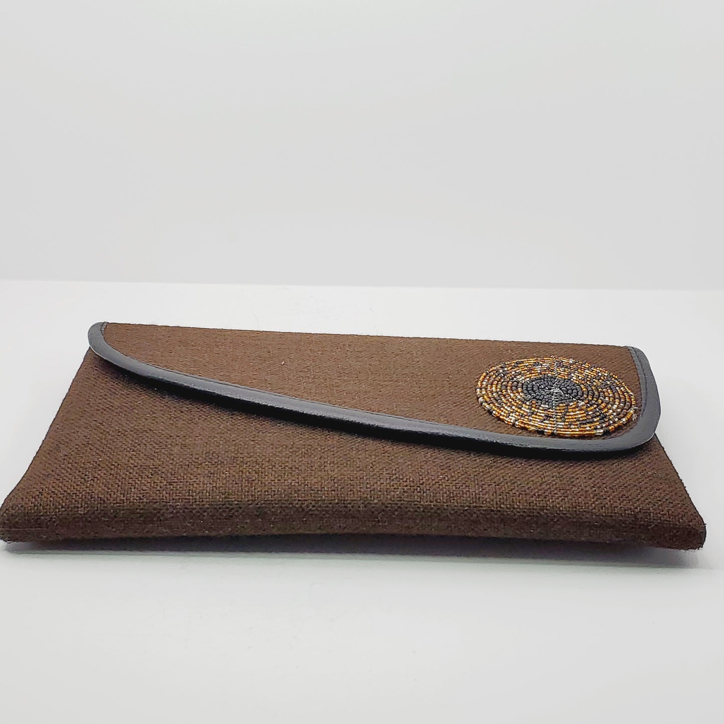 Ardhi Clutch | VANAFRIQ